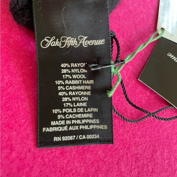 NWT SAKS FIFTH AVENUE BLACK LADIES' GLOVES WITH DOUBLE RHINESTONE DETAIL - Picture 4 of 5